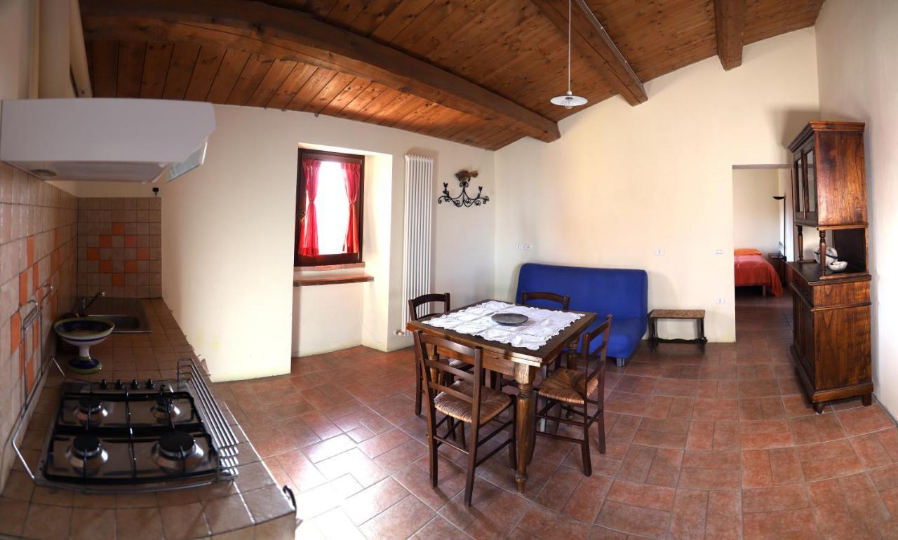 לינה וארוחת בוקר אורבינו Girfalco Country House מראה חיצוני תמונה